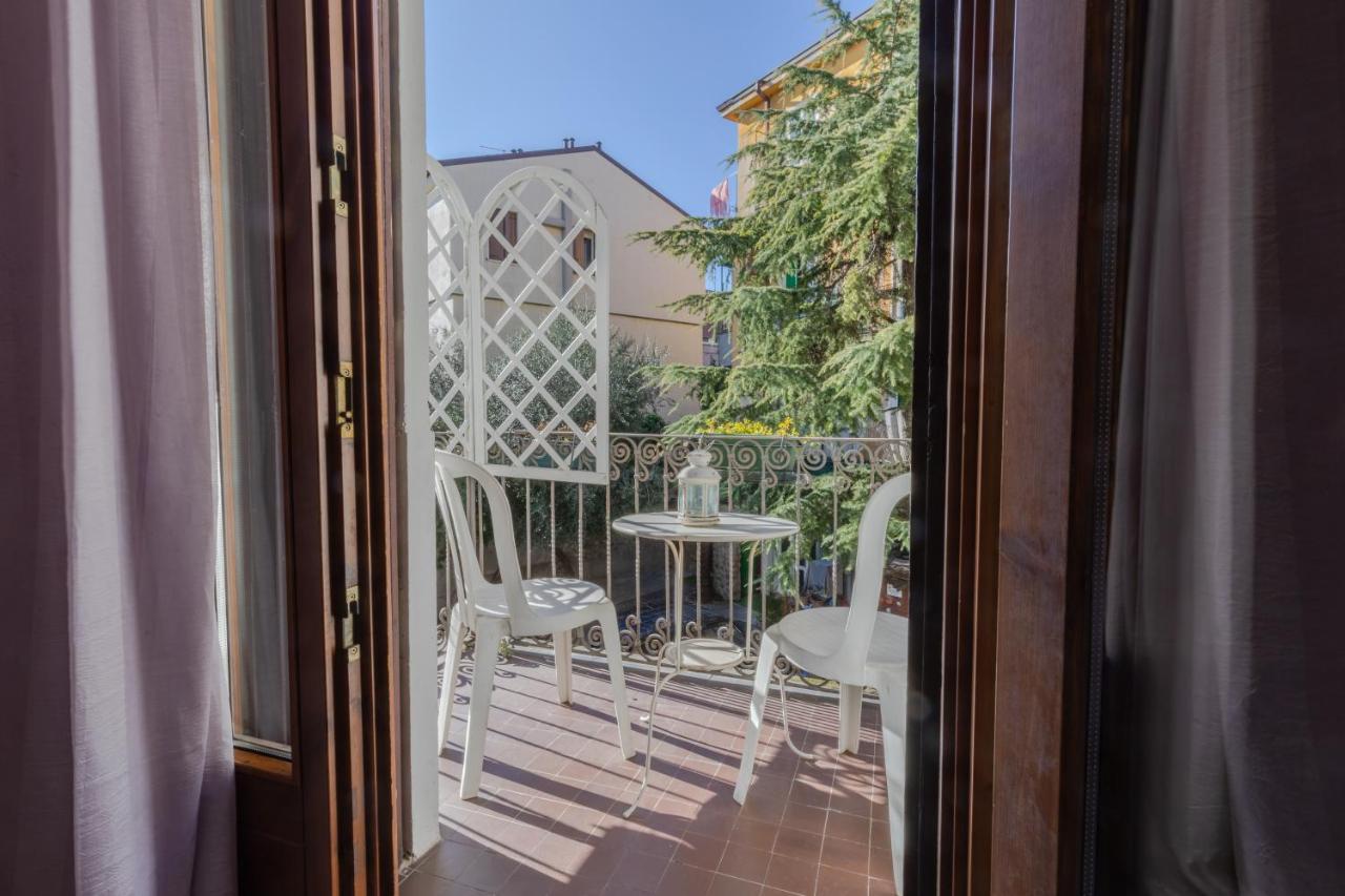 Rooms Giulietta E Romeo Verona Bagian luar foto
