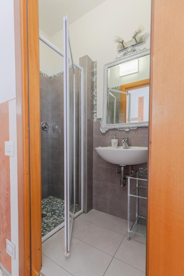 Rooms Giulietta E Romeo Verona Bagian luar foto