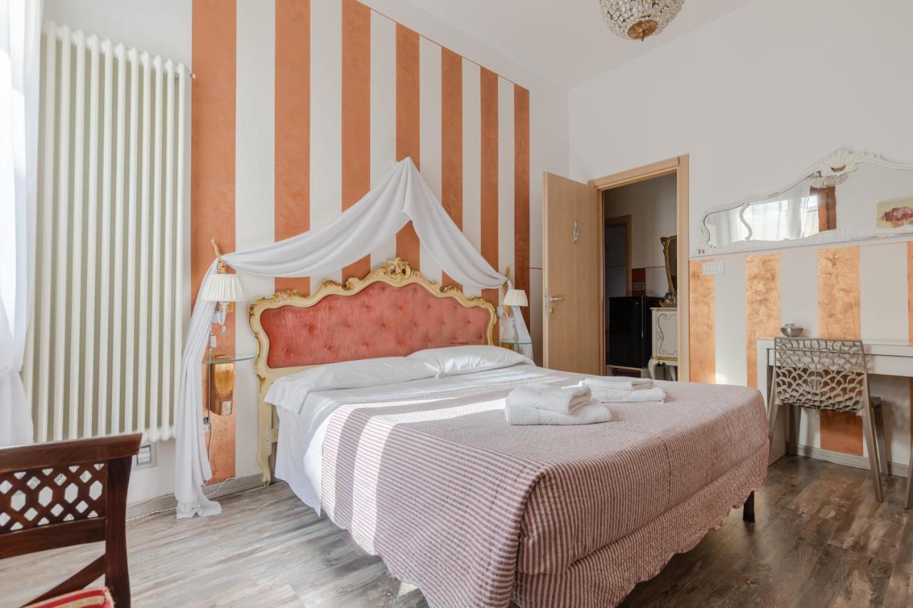 Rooms Giulietta E Romeo Verona Bagian luar foto